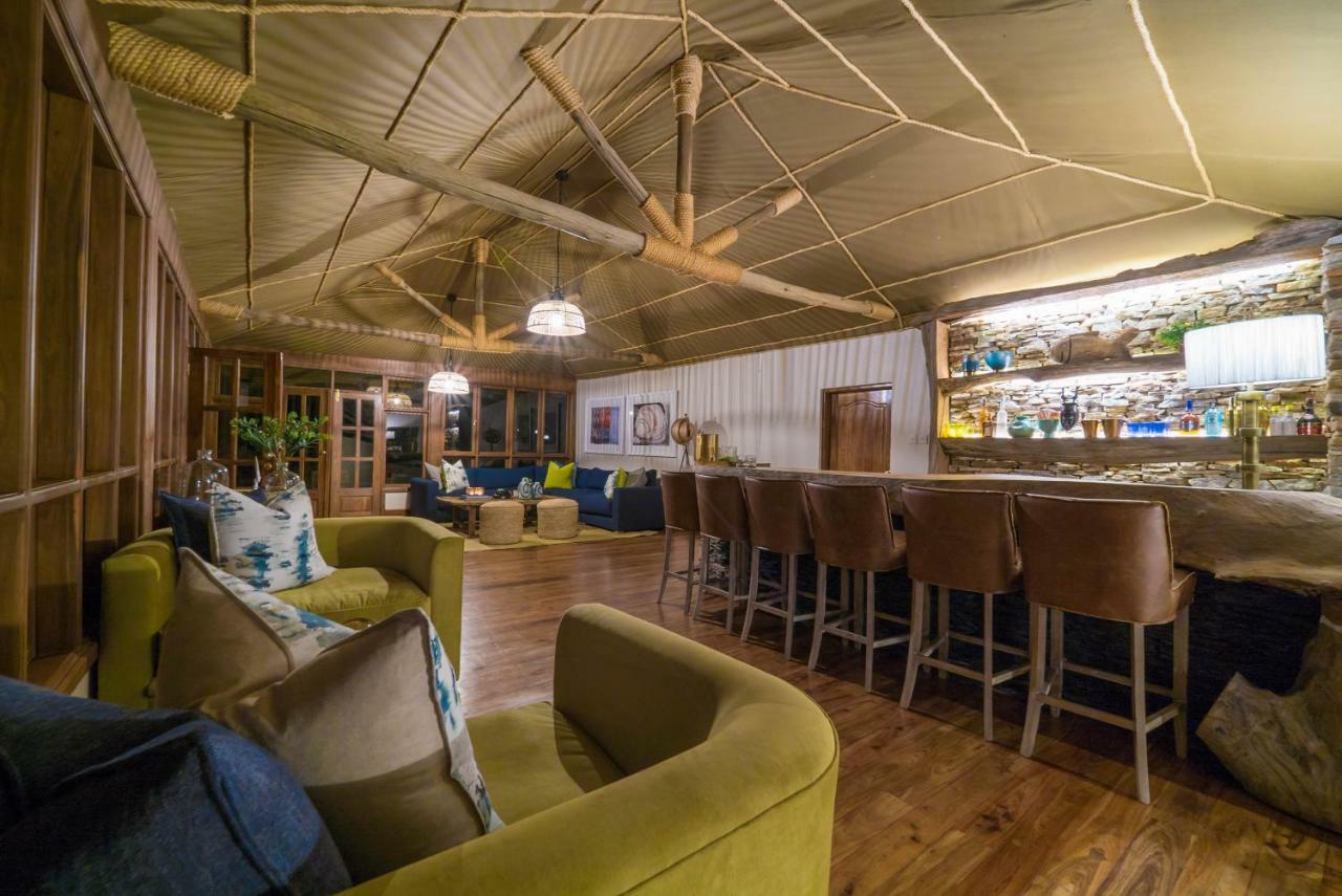 Taasa Lodge Серенгети Екстериор снимка